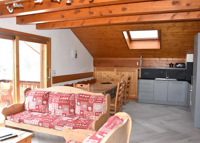 Appartamento Duplex Spacieux Avec Garage Proche Centre Champagny - Fr-1-464-41 *