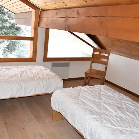 Duplex Spacieux Avec Garage Proche Centre Champagny - Fr-1-464-41